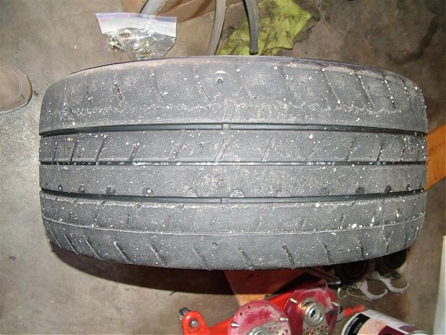 Click image for larger version

Name:	LF Tire Top (Large).JPG
Views:	242
Size:	131.7 KB
ID:	3977